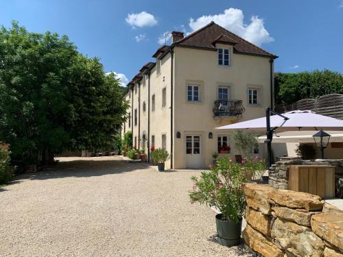 Mavilly-Mandelot Bed & Breakfast | Villa Emma