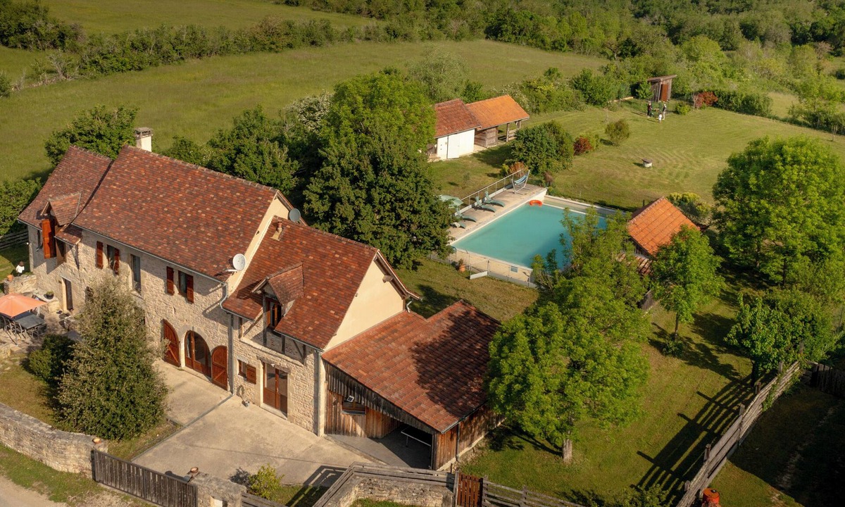 Salvagnac-Cajarc Villa | Villa Horizon - Family escape with private pool