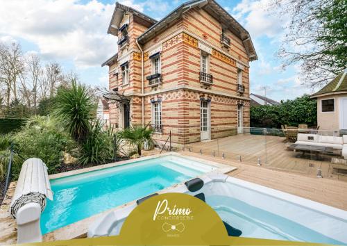 La Ferte-Gaucher Villa | Villa Les Roches - Confort & Relaxation