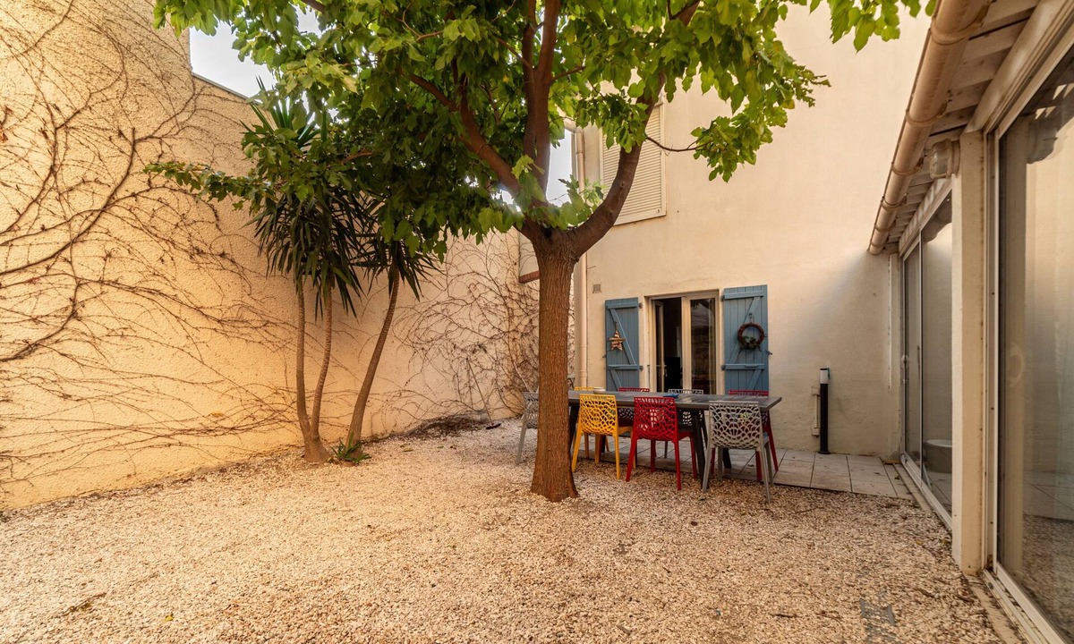 Mediterranee Villa | Villa 'Maison Type Canetoise' with Private Terrace, Wi-Fi and Air Conditioning