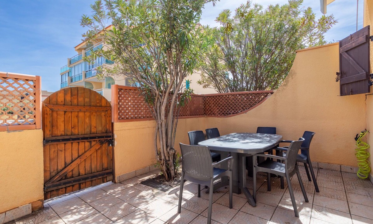 Le Barcares Villa | Villa 'Maison Barcares Fb 114' with Private Terrace, Wi-Fi and Air Conditioning