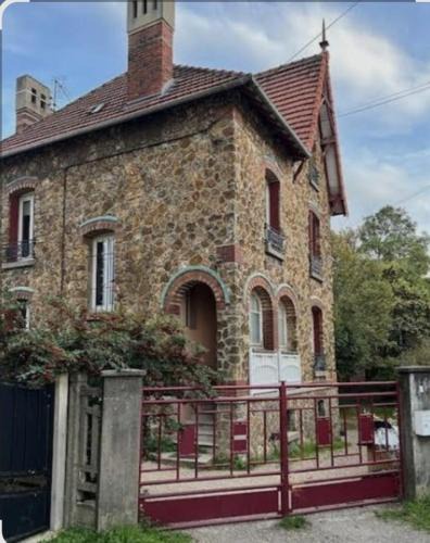 La Celle-sous-Gouzon House | Villa Petit Prince - Logement entier