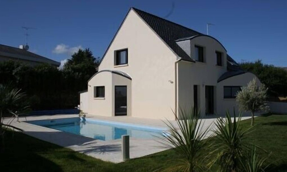 Clohars-Carnoet Villa | Villa with private pool 200 m from the beach.enclosed garden in Le Pouldu, Brittany