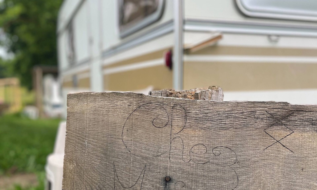Perrecy-les-Forges House | Vintage caravan, Nature stay at Michelle's.