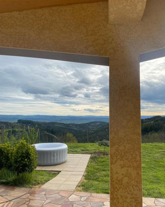 Auzon Communaute House | Vue panoramique & jacuzzi privé