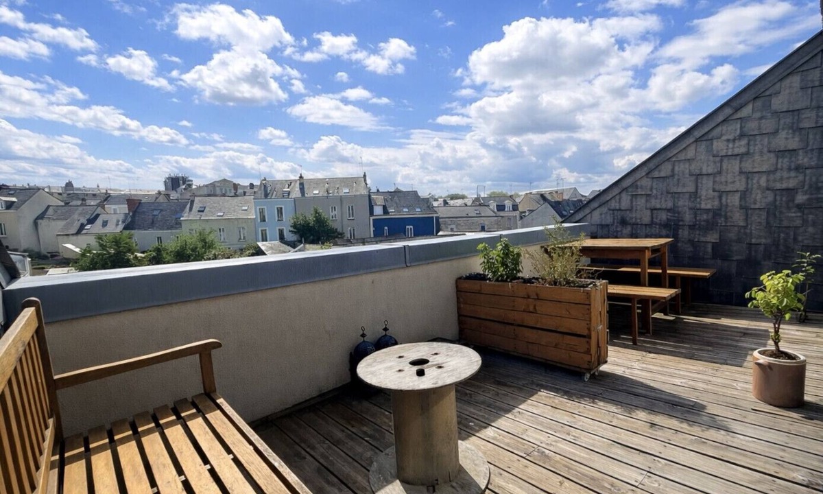Saint-Serge Apartment | Welcoming & Comfortable Apartment – Ideal for 2/4 Guests