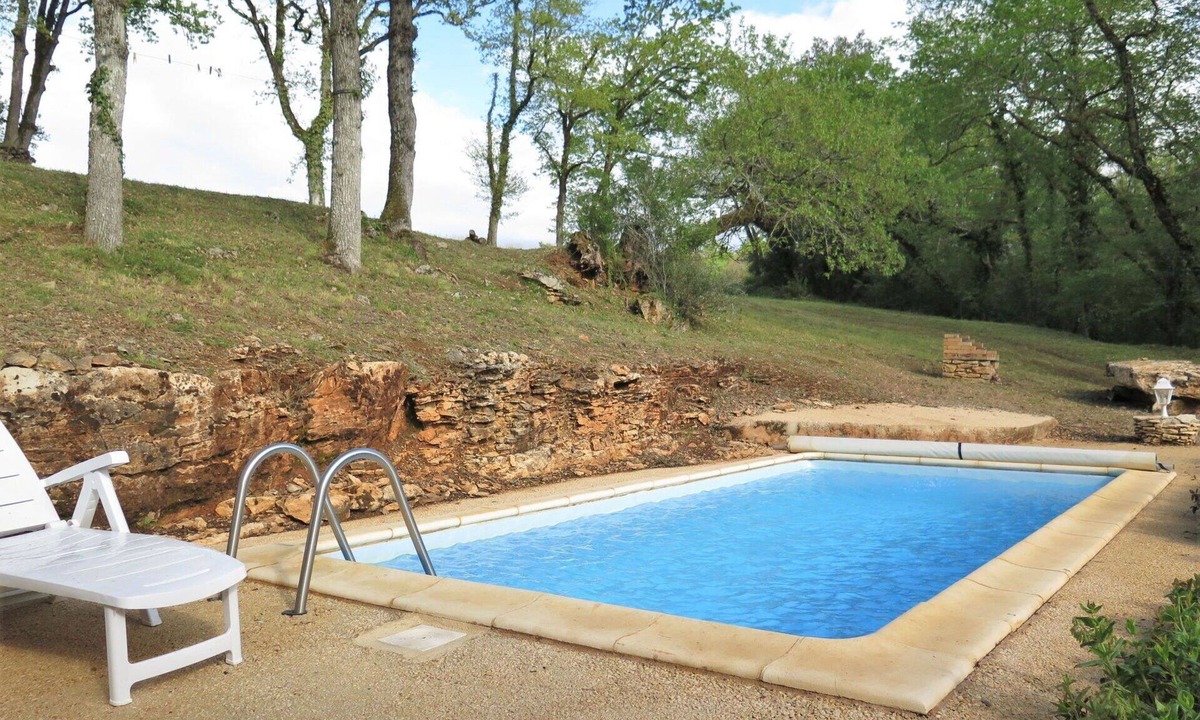 Blanquefort-sur-Briolance House | Wonderful private villa for 4 people with WIFI, private pool, TV, terrace and pets allowed