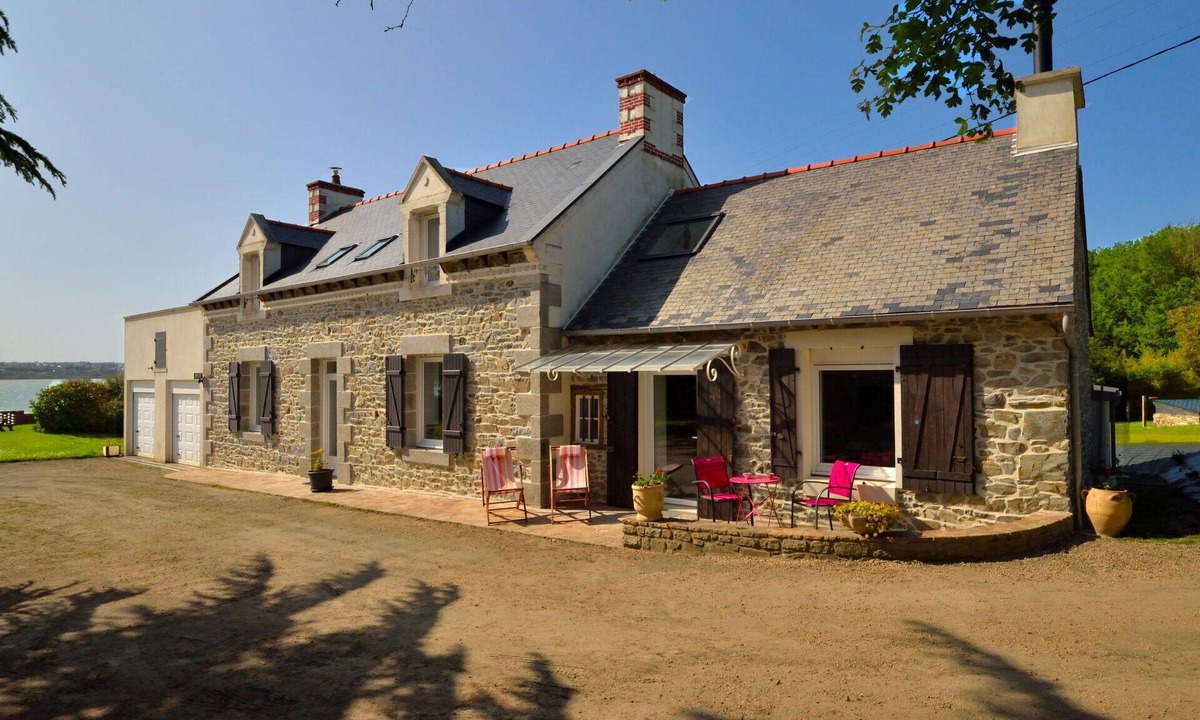Hillion House | Wonderful private villa for 6 people with WIFI, TV and terrace
