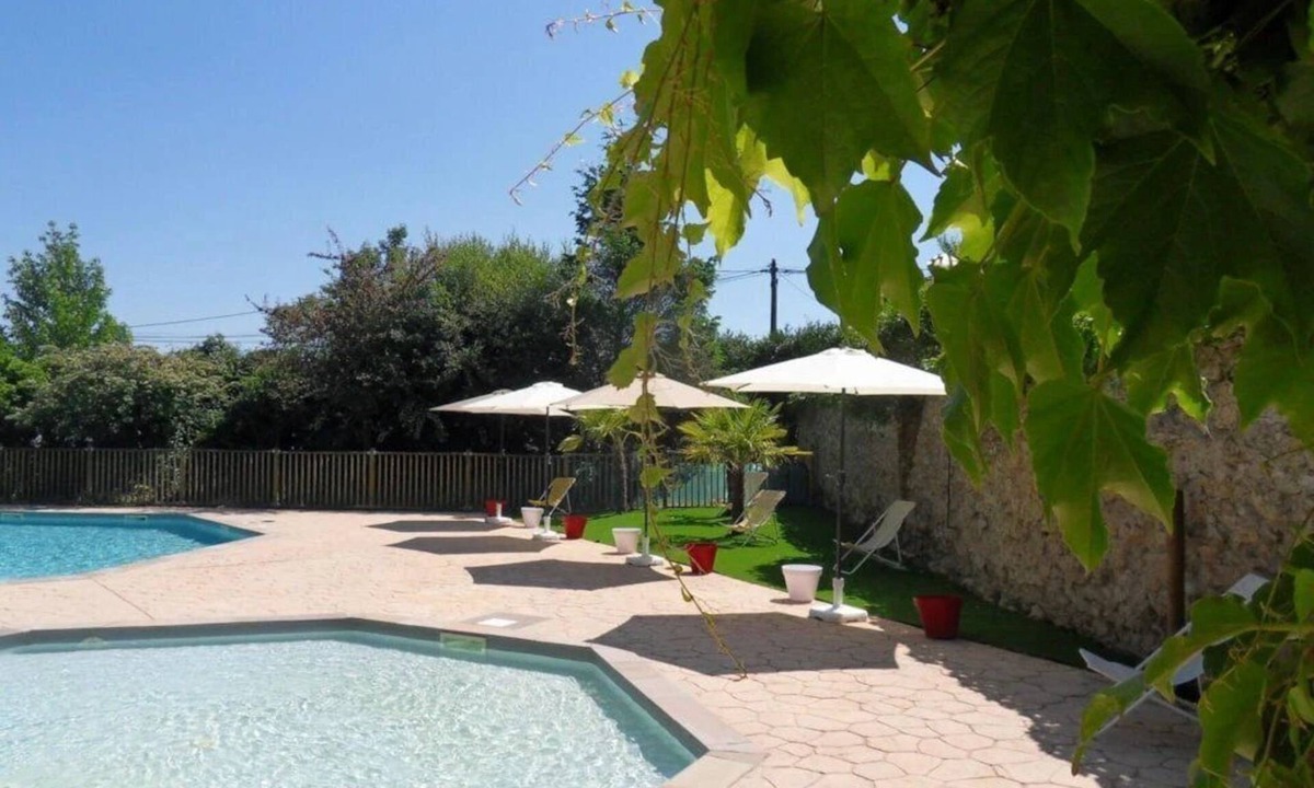 Urt House | ZEcamping 3 étoiles piscine dog friendly locatif TV 17m2 2 pers