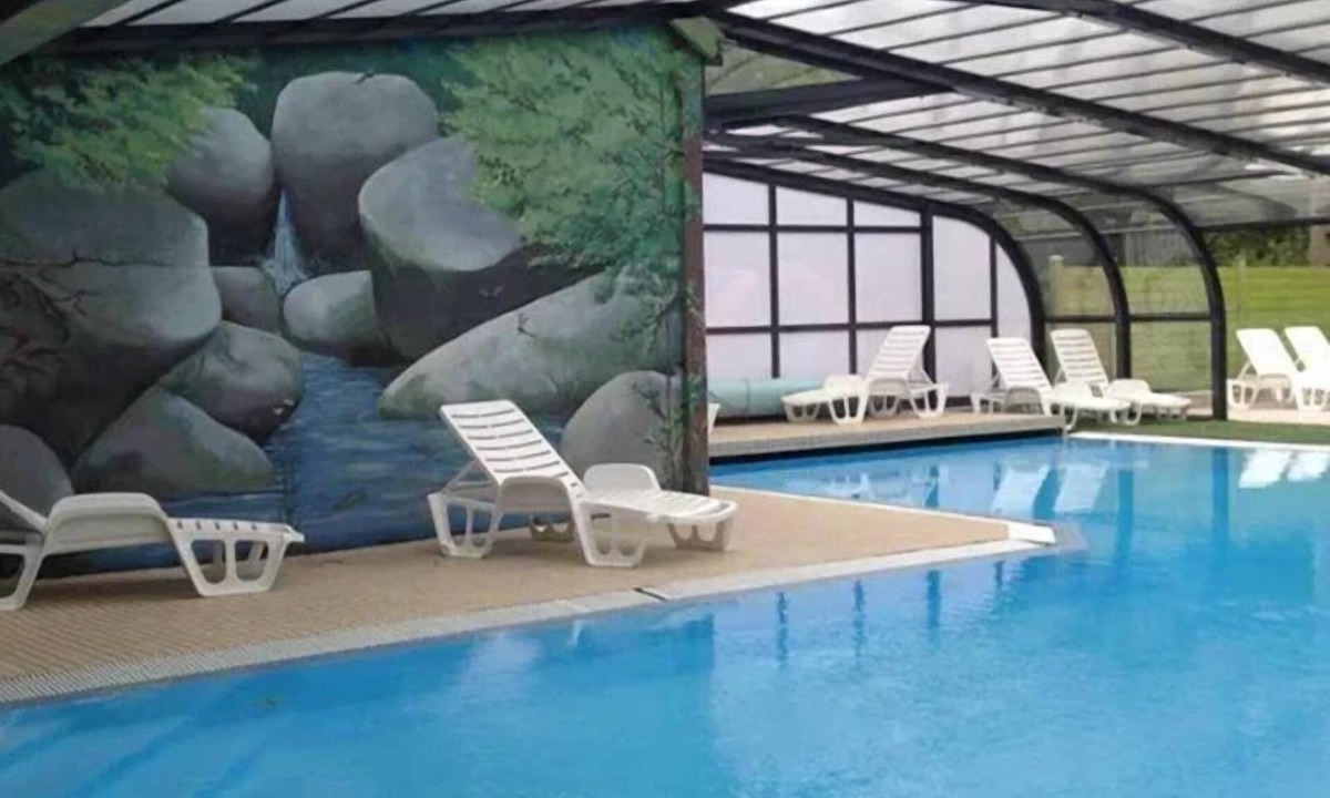 Huelgoat House | ZEcamping 3* animaux acceptés piscine chauffée restaurant et soirées