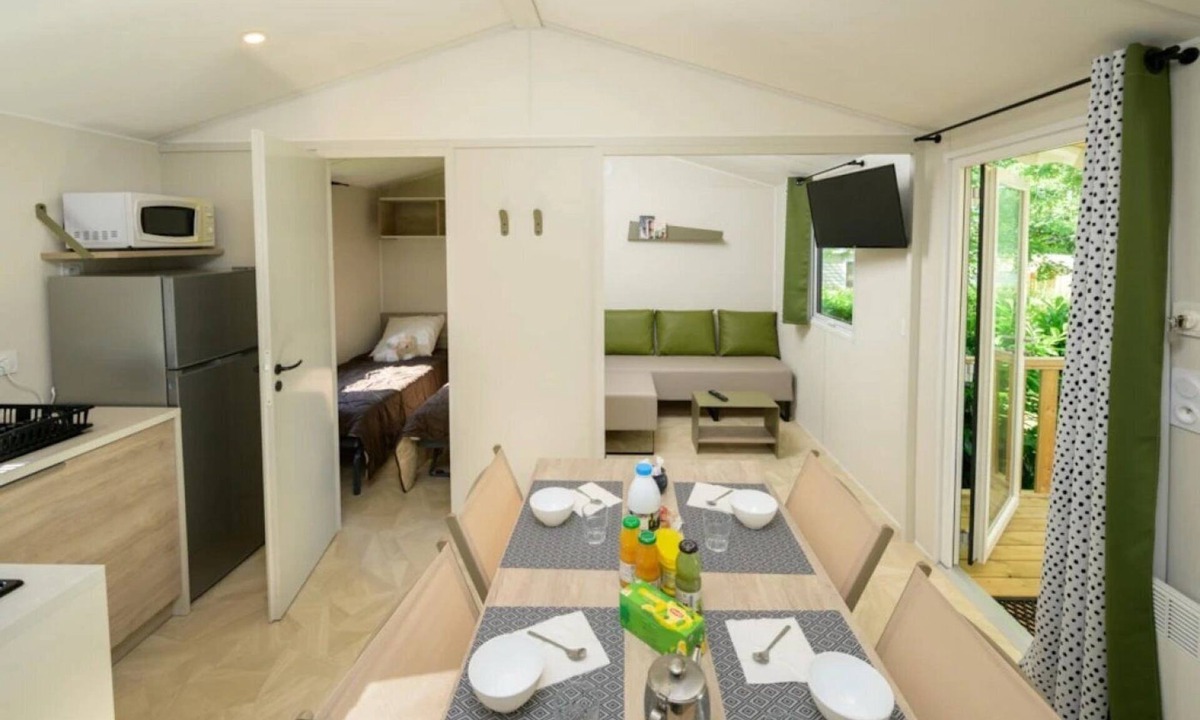 Clohars-Carnoet House | ZEcamping 3* piscine couverte mobil-home TV BBQ 26m2 4 pers