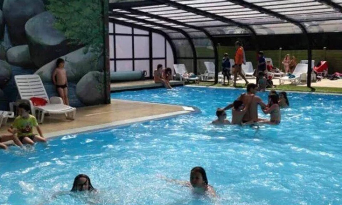 Huelgoat House | ZEcamping 3* piscine chauffée sauna jacuzzi mobil-home 4 pers