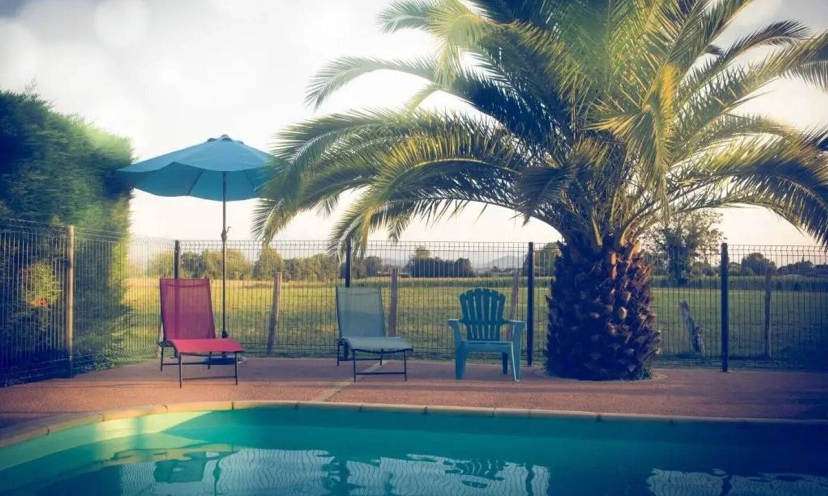 Aren House | ZEcamping 3* piscine chauffée toboggans pet friendly locatif TV 8 pers