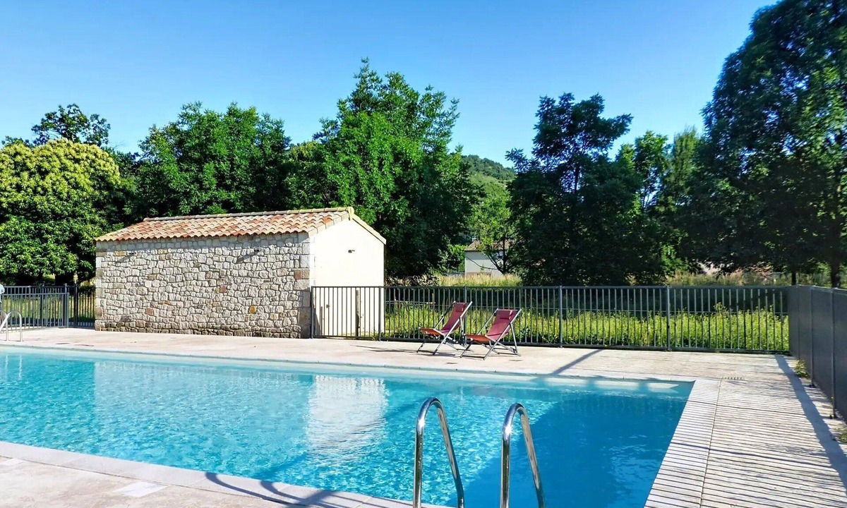 Chambonas House | ZEcamping 3* piscine locatif TV LV 41m2 6 pers