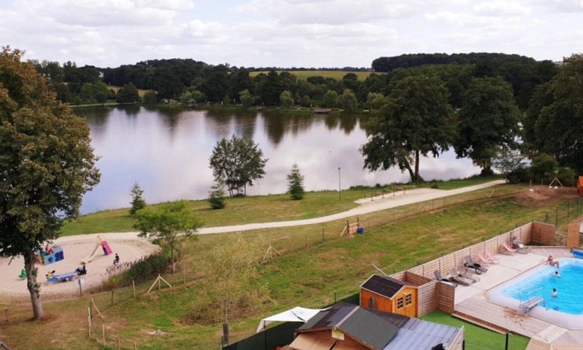 Loudeac House | ZEcamping 3* toboggans cottage TV BBQ 29m2 4 pers