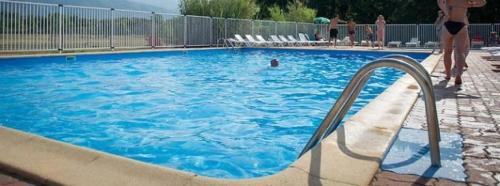 Saint-Jean-Pla-de-Corts Other | ZEcamping 3 étoiles piscine chauffée et pataugeoire pet friendly
