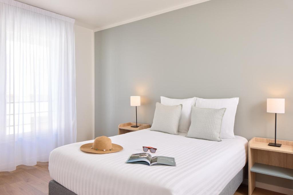 Cherbourg-en-Cotentin Apartment | Zenitude Hôtel-Résidences Cherbourg