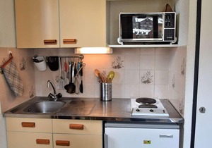 2-Room Apartment with Cabins, Sleeps 4, Central Risoul, Pet-Friendly