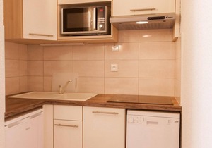 200m from resort center, 4th floor, balcony, tv, ski locker, 28m², Serre Chevalier