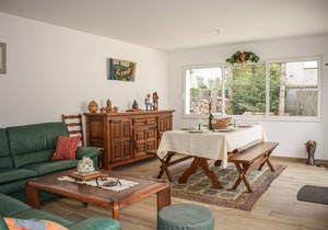 3 bedroom accommodation in Sables d'Or les pins