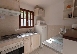 Family-friendly Holiday Resort * swimming pool, spa, tennis, games, bar, etc.