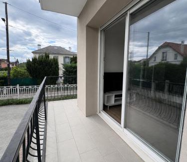Sartrouville Apartment | À Trois pas de la Gare- Sartrouville RER A