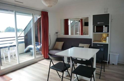 Etel Apartment | Étel - Studio Fonctionnel 25 m² - Plages à Proximité - Animaux Acceptés - FR-1-479-79
