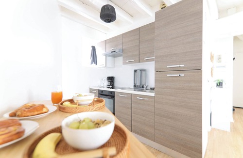 Etampes Apartment | Évasion Urbaine : Studio Cosy à Deux Pas de la Nature