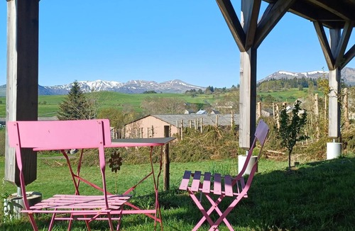 Murol House | Ô coeur des Volcans - MUROL