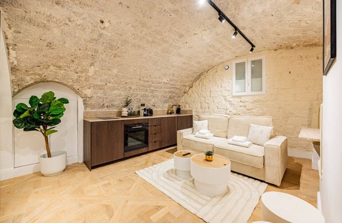 Montmartre House | 0.2bedrooms Sacrée cœur Place du Tertre Montmartre