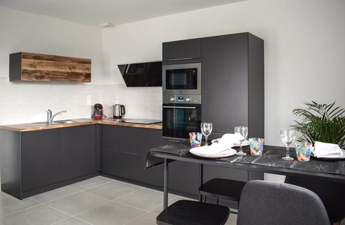 Lantic Apartment | 1 bedroom awesome apartment in Lantic