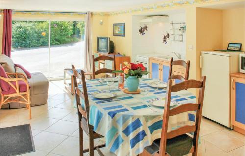 Muzillac Apartment | 1 Bedroom Beautiful Apartment In Muzillac