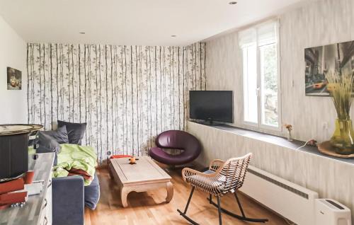 Saint-Evarzec Apartment | 1 Bedroom Nice Apartment In Saint-Evarzec