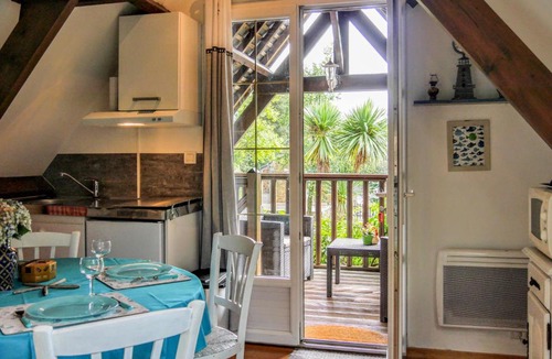 Vasteville Apartment | 1 Bedroom Stunning Apartment In Vasteville