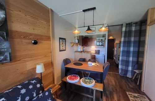 Montgenevre Apartment | 100m from resort center, 4th floor, balcony, tv, 28m², Montgenèvre