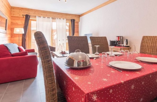 Montgenevre Apartment | 100m from ski slopes, terrace, parking, 70m², Montgenèvre