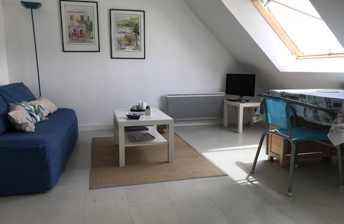 Larmor-Plage Apartment | 100m from the sea, bright apartment overlooking the marina,