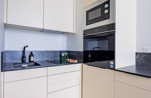 Neuilly-sur-Seine Apartment | 12 Bd Jean Mermoz, 92200 Neuilly-sur-Seine, France