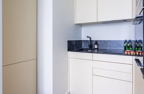 Neuilly-sur-Seine Apartment | 12 Bd Jean Mermoz, 92200 Neuilly-sur-Seine, France