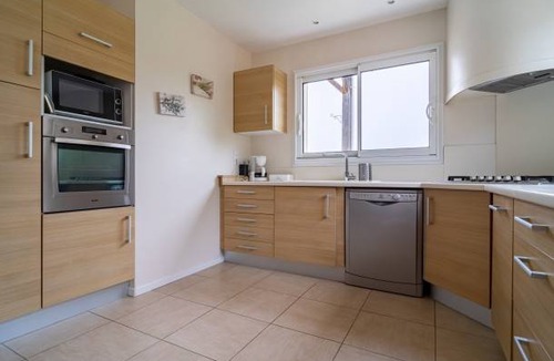 Saint-Vincent-de-Tyrosse House | 120 m² House ∙ 3 bedrooms ∙ 7 guests