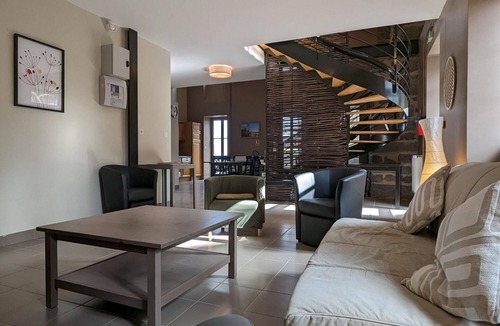 Solignac-sur-Loire House | 12-person, 6 double-bedroom gîte in Le Brignon, Haute-Loire.