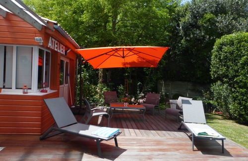 La Rochelle Villa | 130 m2 contemporary villa with swimming pool in enclosed wooded grounds