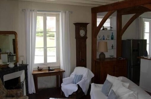 Villentrois House | 15 mins from BEAUVAL ZOO, charming family home, 19th century forge