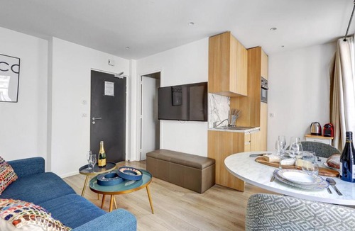 Quartier de la Salpetriere Apartment | 156 Suite Marlene - Superbe Appartement à Paris.