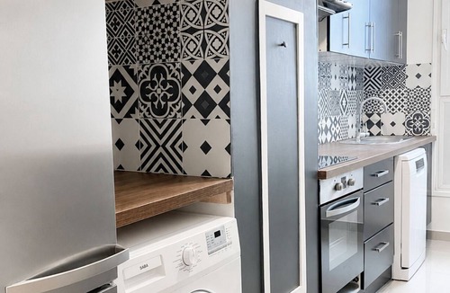 Pere Lachaise Apartment | 1593 Charonne