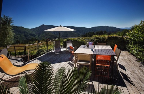 Beaumont House | 17th-century country house, 350 m2 in the heart of nature, indoor pool 30°C, sauna