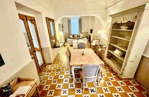Saint-Hippolyte-du-Fort House | 18th-century house with pool near the Cévennes