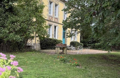 Gipcy Cottage | 19th c. mansion with pool and garden