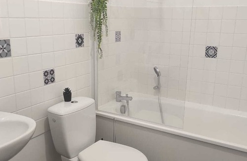 La Haye-du-Puits Apartment | 2 bedroom apartment in la haye