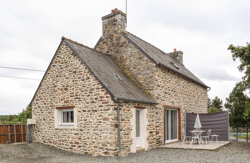 Brelidy House | 2 bedroom awesome home in Brélidy